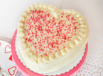 White Chocolate Heart Cake